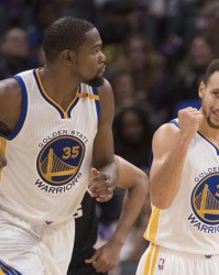 库里：2016年杜兰特来勇士 因为他知道在这里能够打得开心&amp;amp;去争冠