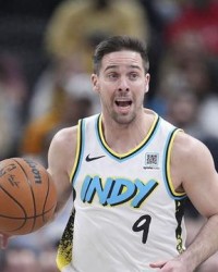 麦康纳：失误和篮板是本场输球要因 我们必须在G6捍卫主场