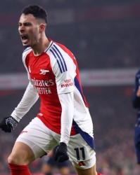 法尔克：拜仁有意阿森纳边锋马丁内利和特罗萨德