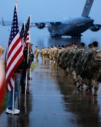 星空体育APP-伊朗已被包围，美军开战在即，哈梅内伊进地堡，中方要做最坏打算