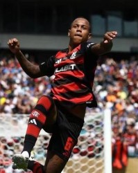 星空体育官方网站-20岁巴西华裔新星世俱杯3场2球，自曝高祖为中国广东人